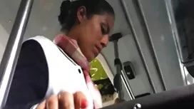 یک خانم بلوند بسیار  ...