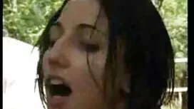 مرد ثروتمند خوردن یک ...