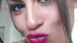 مست کردن در مقابل عک ...