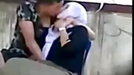 او که شورت دختر را د ...