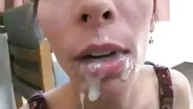 با اسباب بازی های دا ...